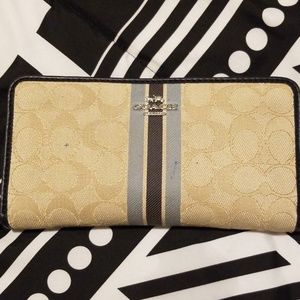 Coach Bags - Coach wallet Coach Bags - Coach wallet